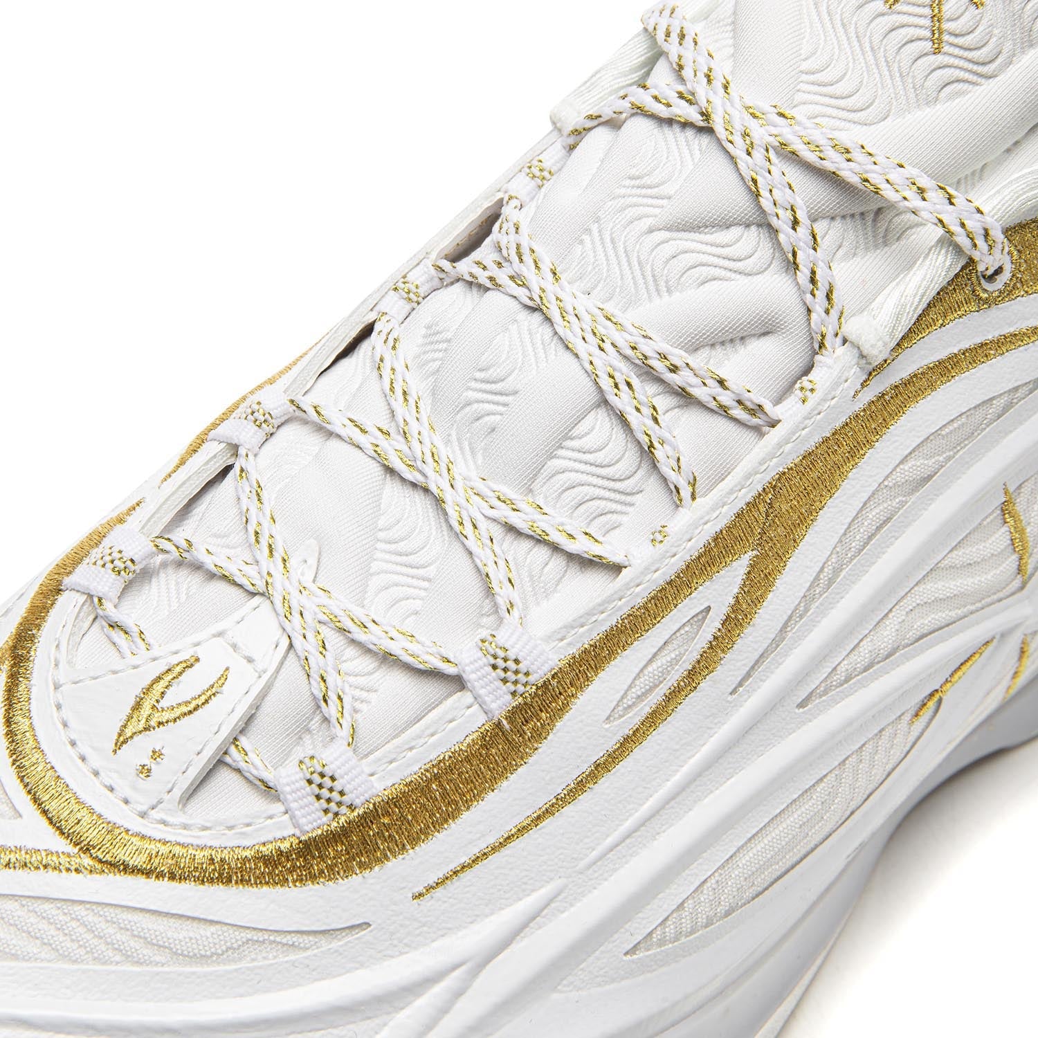 Wade 808 5 Ultra V2 "Golden Time"