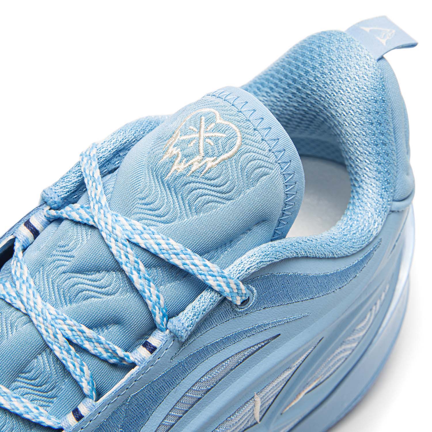 Wade 808 5 Ultra V2 "Frost Blue"